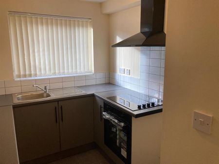 1 bedroom flat to rent - Photo 5