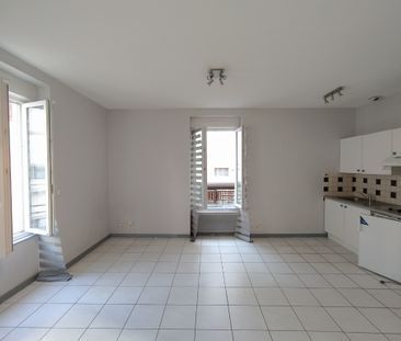 Location Appartement 1 pièce 30m² - Photo 3