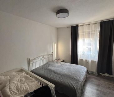 Schöne Renovierte Wohnung - Photo 3