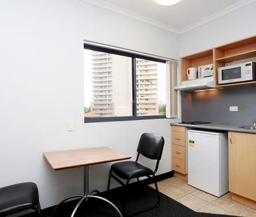 503/108 Margaret Street, Brisbane City, Qld 4000 - Photo 2