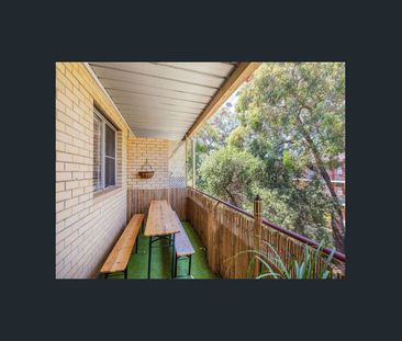 Soak up the sunlight while enjoying a coffee from your balcony. - Photo 5