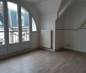 Appartement T2 à SAINT QUENTIN - Photo 2