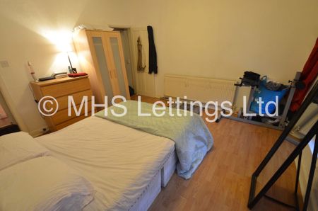 2 Bedroom Apartment for rent in Hyde Park Corner - Photo 4