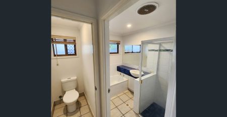 Coastal Living, Elevated! Where Everyday Feels Like a Holiday - Photo 3