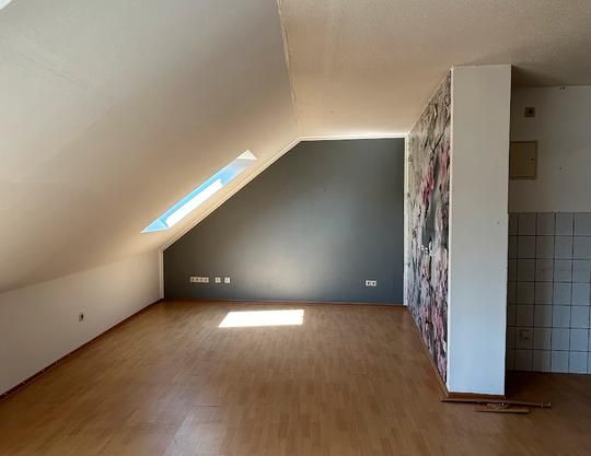 Reduzierte Miete bei Anmietung bis Dezember - Gemütliche 2-Zimmer-Wohnung: durchdacht & offen - Foto 1