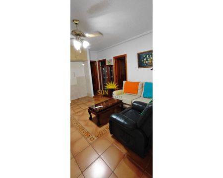 GROUND FLOOR TWO-BEDROOM HOUSE – ORIHUELA COSTA - Photo 2