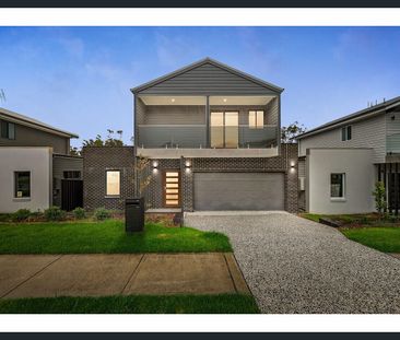 LUXURIOUS CONTEMPORARY TWO-STOREY HOME WITH BESPOKE DESIGN IN A HIG... - Photo 3