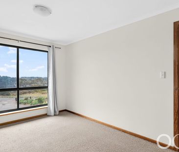 Open the Door To Ocean Views and Spacious Family Living - Photo 4