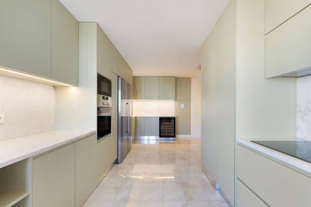 2 bedroom luxury Apartment for rent in Lisbon, Portugal - Photo 5