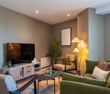 3 bedroom apartment to rent - Photo 2
