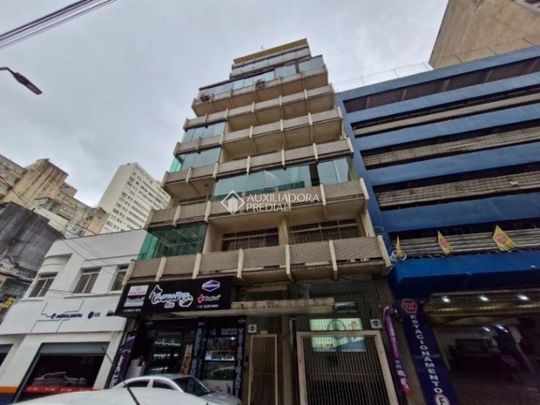 Apartamento com 2 quartos e 88m² para alugar em Centro Histórico, Porto Alegre. - Photo 1