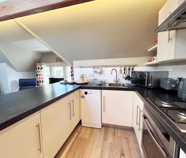 2 bedroom penthouse to rent - Photo 3