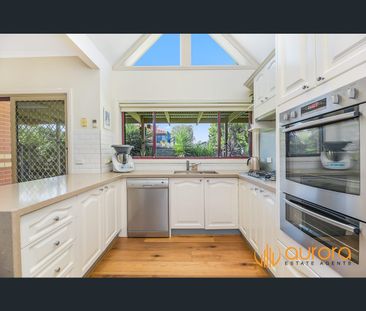 18 Crystal Brook Court, Narre Warren South, Vic 3805 - Photo 5