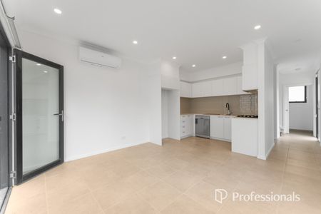 Brand New 3-Bedroom Townhouse –One Week Free Rent - Photo 5