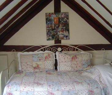 2 bedroom cottage to rent - Photo 2