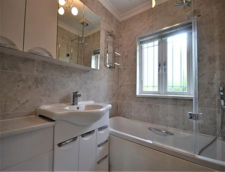 2 Bedroom Semi Detached To Let - Photo 5