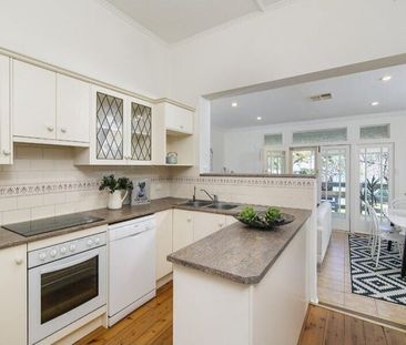 Myrtle Bank - Photo 1