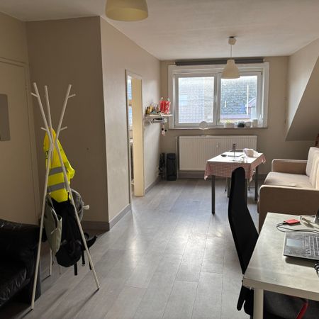 - GENT - Appartement met 1 slpk en garage - Photo 3
