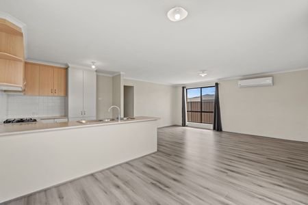 Perfect 3-Bedroom Family Home - Photo 4