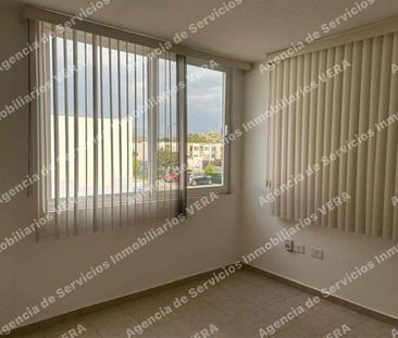 Renta departamento en planta alta de dos recámaras en Paseos del Bo... - Photo 2