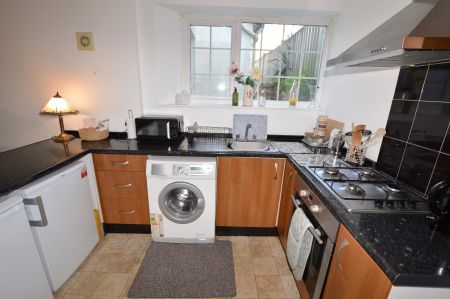 Teignmouth Road, Torquay, Devon, TQ1 - Photo 2