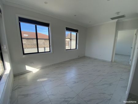 Stunning Granny Flat! - Photo 2