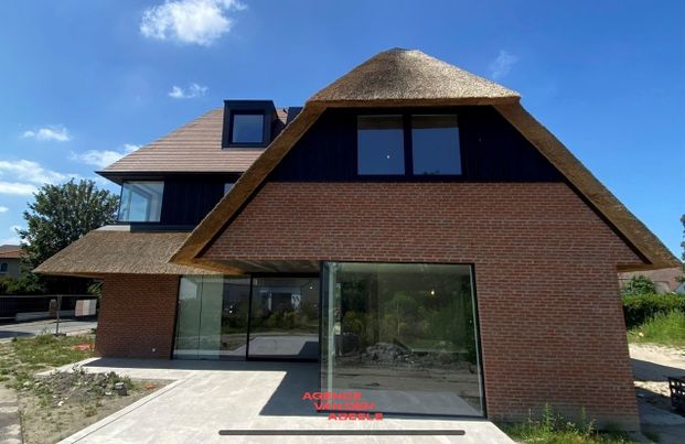 Nieuwbouwvilla in de exclusieve villawijk te Westkapelle, doch nabij het centrum van Knokke! - Photo 1