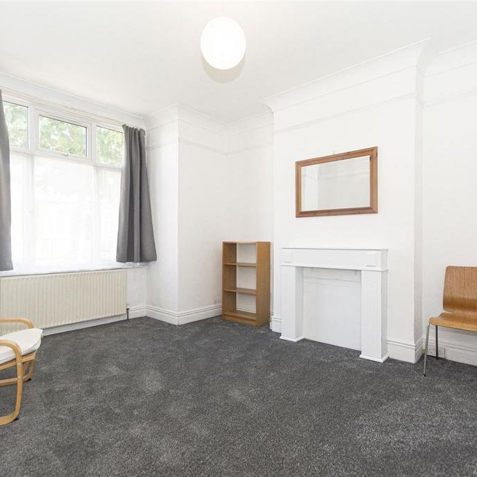 4 bedroom terraced house to rent - Photo 1