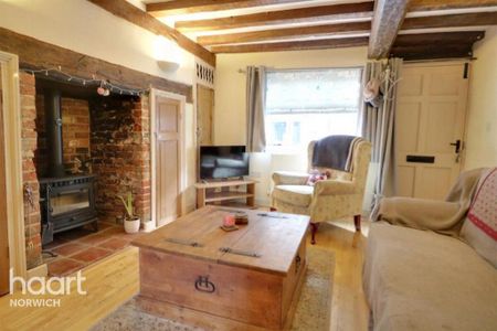 2 bedroom terraced house to rent - Photo 2