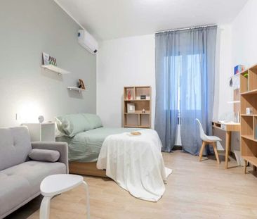 Via Cesare Boldrini, Bologna, Emilia-Romagna 40121 - Photo 6