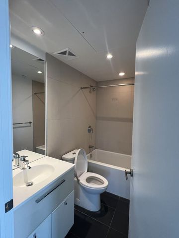 For Lease - 15 Grenville Street Unit# 4703, Toronto, Ontario - Photo 4