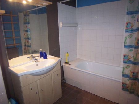 Appartement à louer - REIMS- COURLANCY - Photo 4