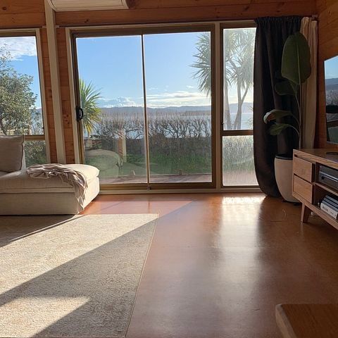 Beach front home - Photo 1