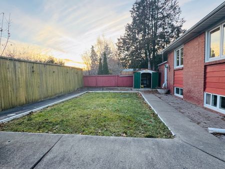 For Lease - 420 Paliser Crescent, Richmond Hill, Ontario - Photo 4