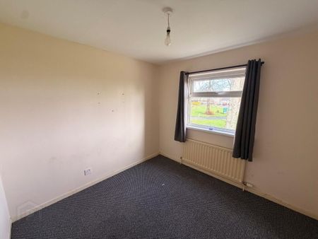 15 Gardenmore Place, Larne, BT40 1SE - Photo 2