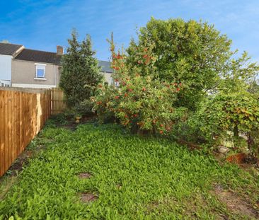 2 bedroom House To Let - Photo 5