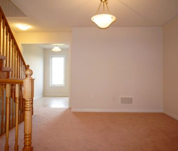 For Lease - 6020 Derry Road Unit# 52, Milton, Ontario - Photo 4