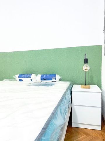 Carrer de Calvet, Barcelona, Catalonia 08021 - Foto 2