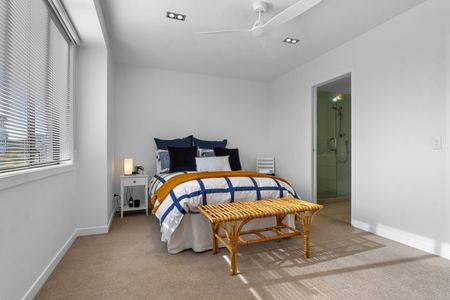 Stylish, High-Quality Townhouse in AlbanyÃ¢€™s Gated Community - Photo 4