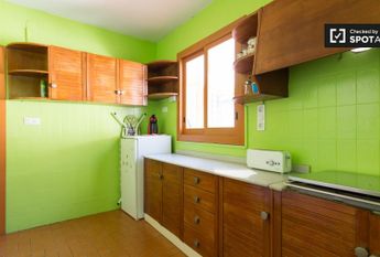 granada, Andalusia 18002