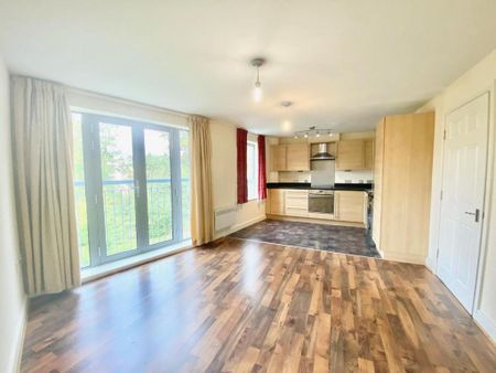 2 bedroom flat to rent - Photo 2