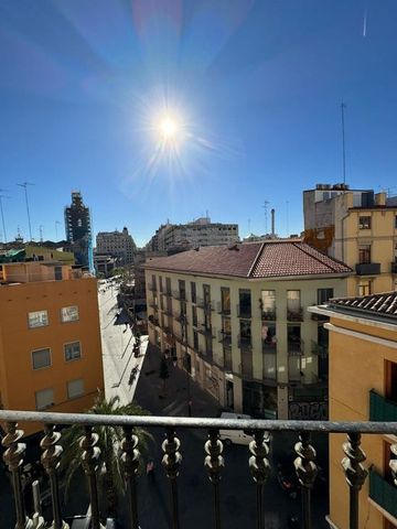 Carrer de la Bosseria, Valencia, Valencian Community 46001 - Photo 4