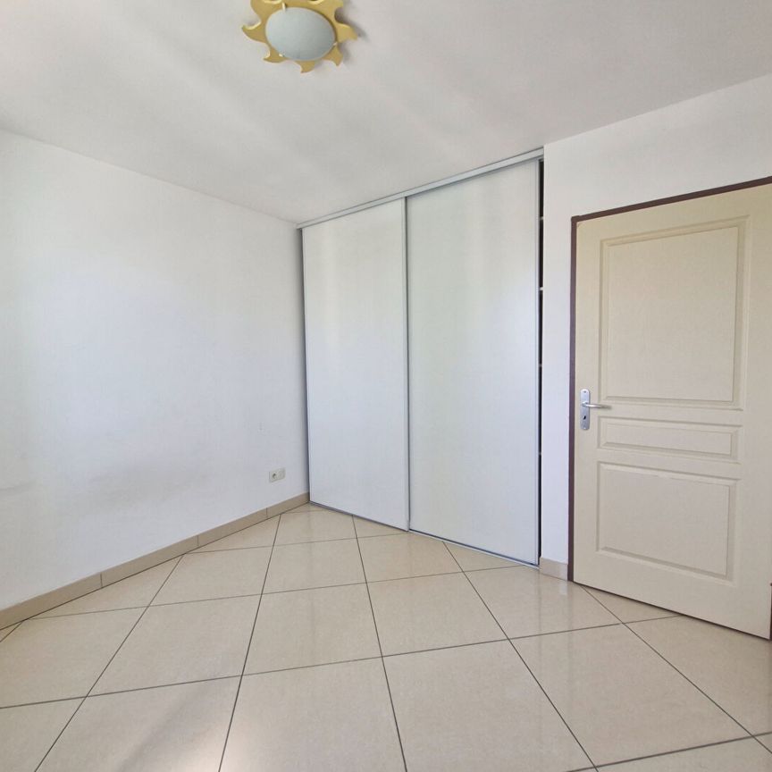 Location Maison 4 pièces 70m² - Photo 1