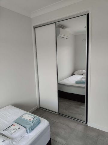 Smithfield - Photo 2