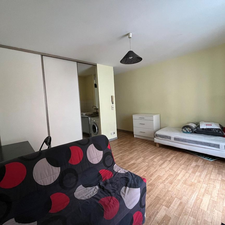 APPARTEMENT T1 27M - Photo 1
