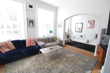 Sergeants Mess, Le Cateau Road, Colchester - Photo 3