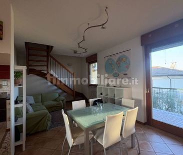 Quadrilocale via Camisana 138, Centro, Torri di Quartesolo - Foto 2