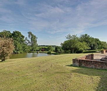 6 bedroom detached house to rent - Photo 4