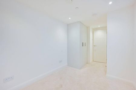 3 bedroom flat to rent - Photo 2