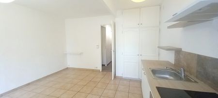 Location Appartement 1 pièce 33m² TOULON 83000 - Photo 4